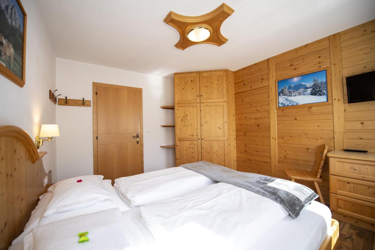 Apartments Miara Santa Cristina Val Gardena 外观 照片