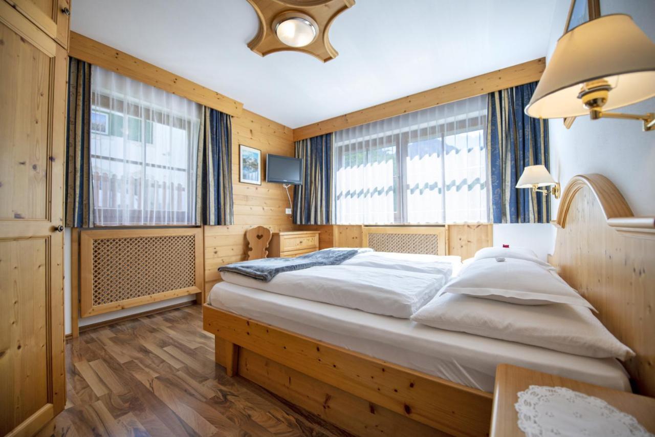 Apartments Miara Santa Cristina Val Gardena 外观 照片