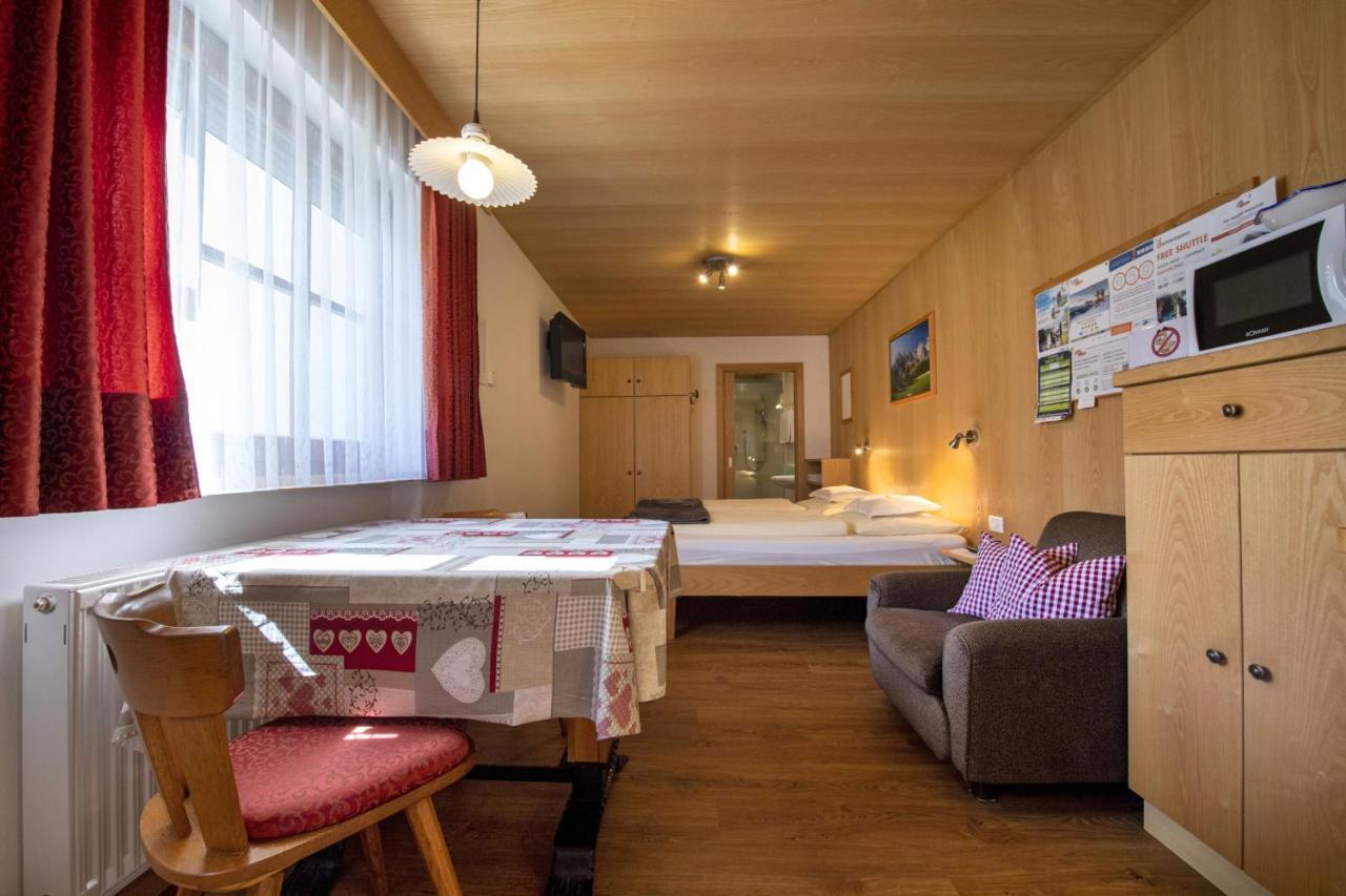 Apartments Miara Santa Cristina Val Gardena 外观 照片