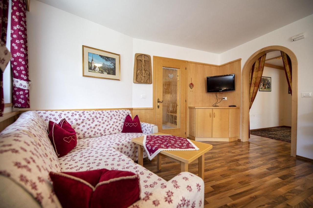Apartments Miara Santa Cristina Val Gardena 外观 照片